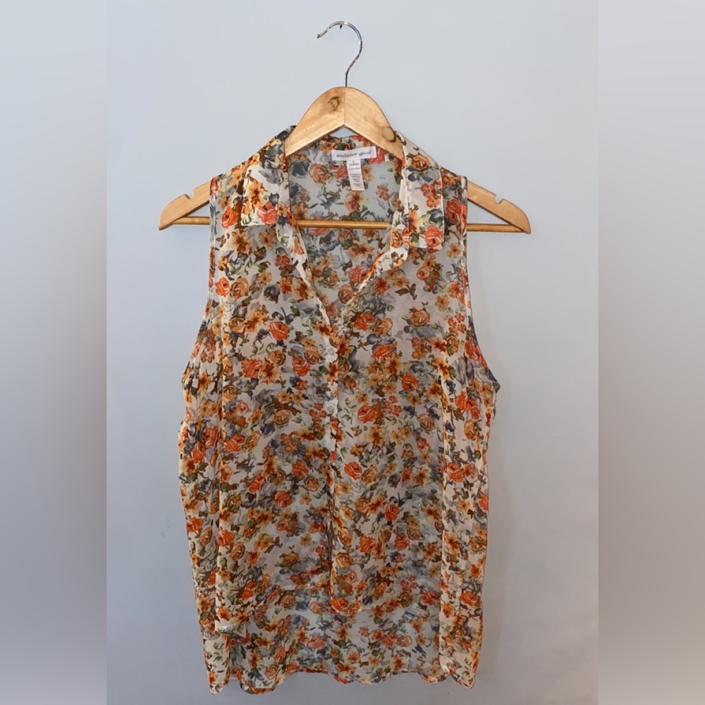 💙 Ambiance Apparel Sleeveless Floral Button Down Top